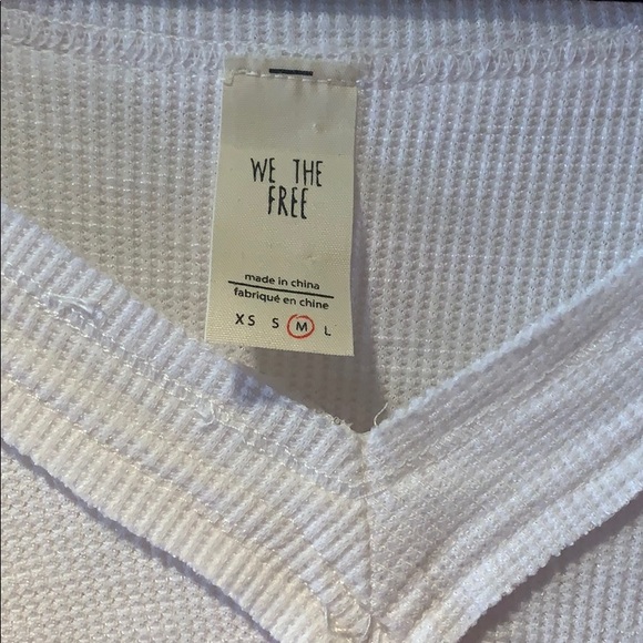 Free People top w/ balloon embroidery sleeves Sz M - Picture 2 of 5